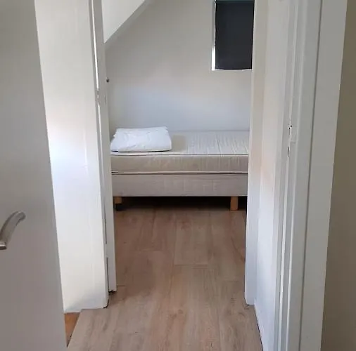 Daire T-rots, Prachtig Zomerhuis *