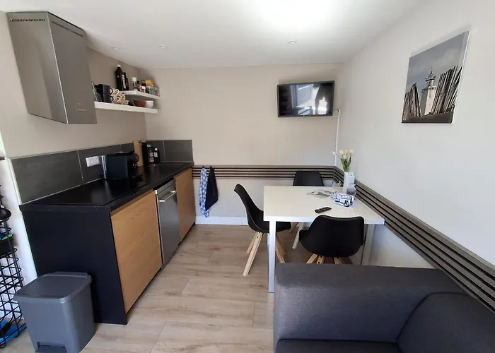 Daire T-rots, Prachtig Zomerhuis *